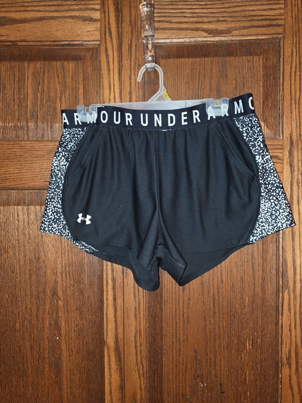 Under Armour Black Women's Athletic Shorts with Speckled Side Panels